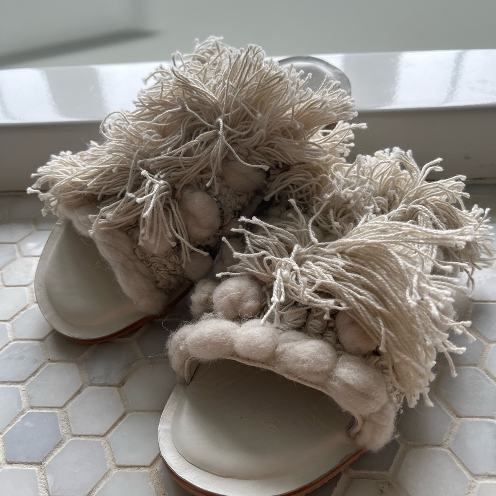 Free People Pom Pom slides NWOT